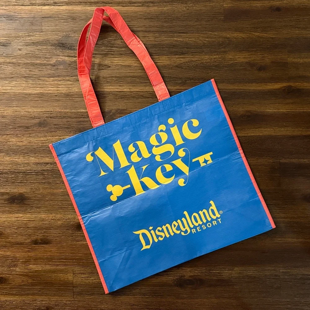 Disneyland 70th Anniversary Magic Key Exclusive Reusable Tote Bag NEW! - Picture 3 of 11
